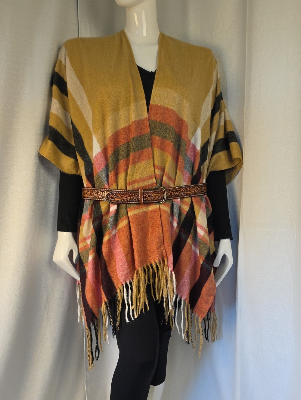 Woolrich Soft Multicolor Pink and Tan Fringed Poncho Shawl One Size